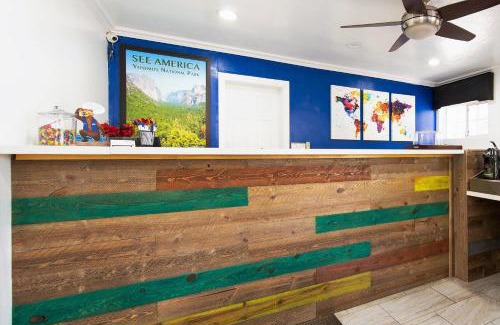 Merced Hotel | Travel Lodge by Wyndham Merced Yosemite