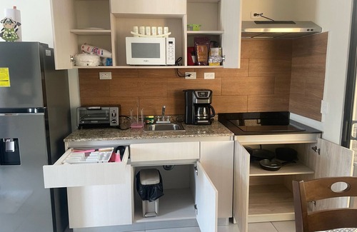 San Luis Talpa House | Traveling or arriving 7 minutes from El Salvador airport modern house