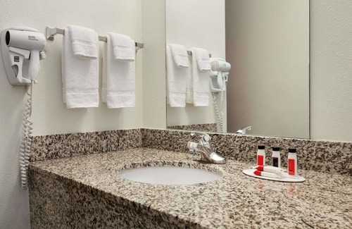 Dunsmuir Hotel | Travelodge by Wyndham Dunsmuir