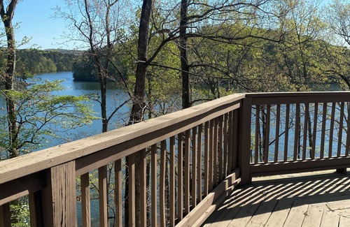 Jones Mills Cabin | Tree House Cabin on Lake Catherine