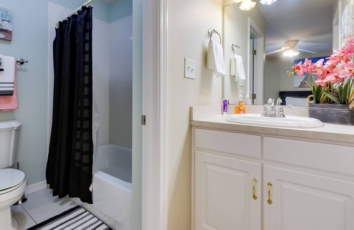 Theodore House | Tree-Lined Theodore Home w/ Private Fishing Pier!