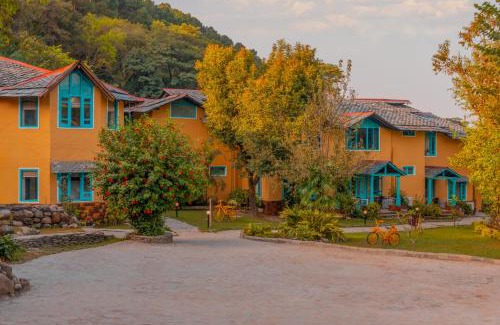 Sidhpur Hotel | Tree of Life Birdsong Chalets , Dharamshala