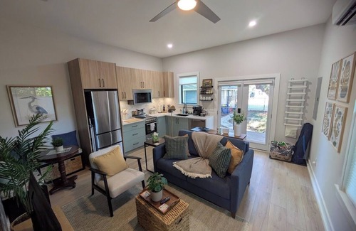 Fernandina Beach Cottage | Tree View Cottage - A Tranquil Getaway in Fernandina Beach