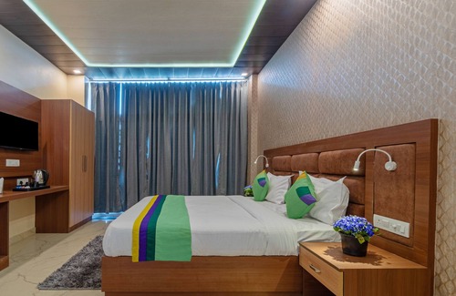 Faizabad Hotel | Treebo Heaven Grand Ayodhya