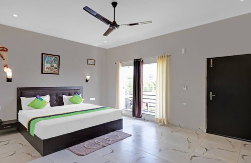 Bail Parao Hotel | Treebo Kaira Resort With Pool View, 5 Km From Jim Corbett Jungle Safari