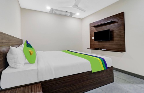 5th Block Hotel | Treebo Purple Orchid Boutique