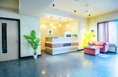 Sector 70 Hotel | Treebo Royal City