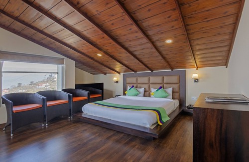 Kumharsain Hotel | Treebo The Northern Retreat Resort With Mountain View