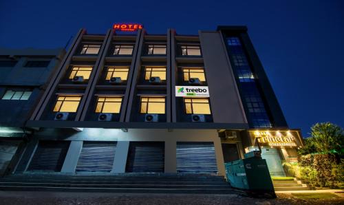 Jammu Hotel | Treebo Trinetar International