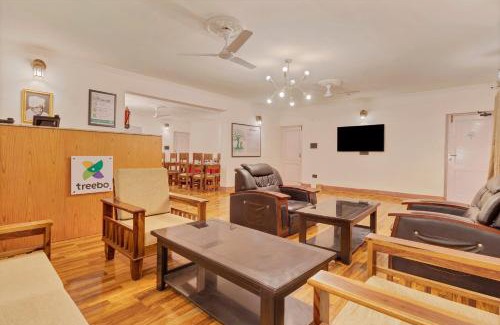 Srinagar Hotel | Treebo Vitasta Villa, Srinagar