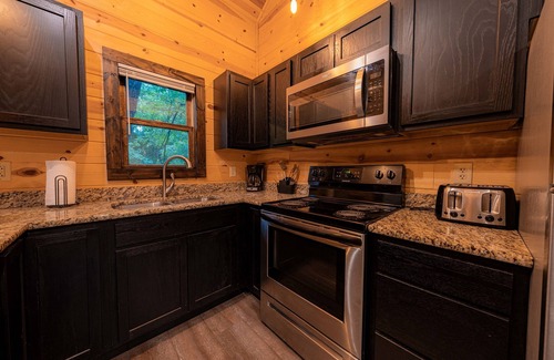 Equality Cabin | Treehouse Hot Tub Cabin-Closest Cabins to Garden of the Gods-Shawnee Forest