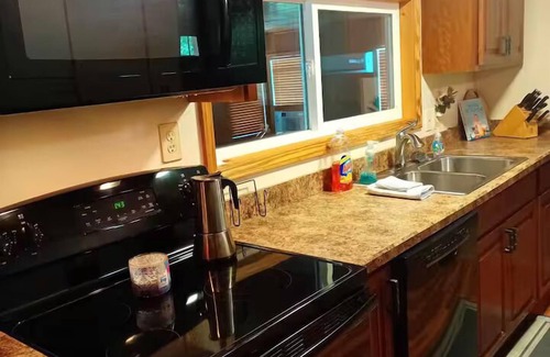 Kuttawa House | Treehouse of Tranquility