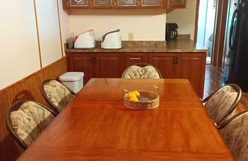 Kuttawa House | Treehouse of Tranquility