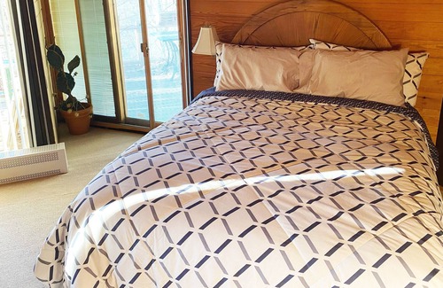 Granville House | Treehouse on the Hill