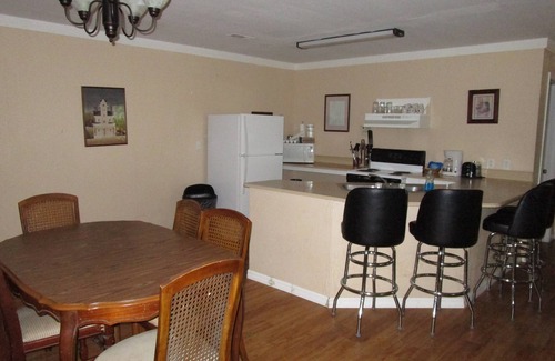 Mayo Resort | Treehouse on the Suwannee River