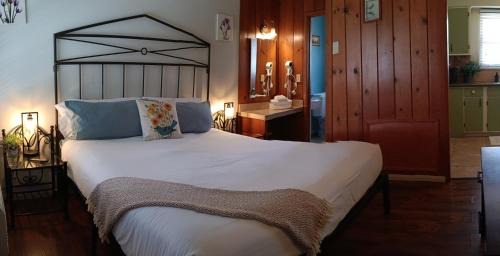 West Bishop Hotel | Trees Motel