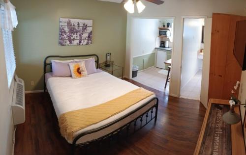 West Bishop Hotel | Trees Motel