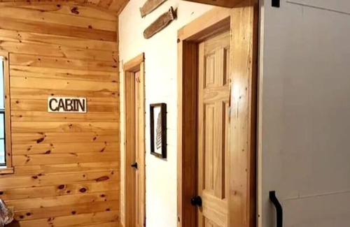 Williamstown Cabin | Treetop View Amazing Outdoor Space McCaysville