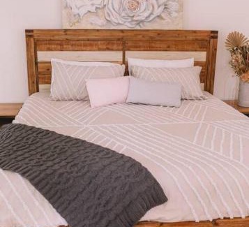 Eagle Heights Apartment | TreeTops Tamborine Mountain