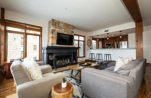 Mont-Tremblant Condo | Tremblant Prestige - Altitude 170-5