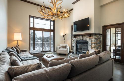 Mont-Tremblant Pedestrian Village Apartment | Tremblant Prestige - Bondurant 95-15