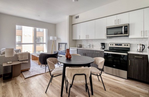 Hayward Apartment | Trendy Hayward 2BR w/Heated Pool & On-Site Dining, by Blueground