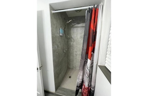 Parkside Apartment | Trendy pads in the heart of Hollywood # F