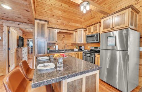 Bryant House | Tri-state Corner Cabin with a fire pit hot tub & indoor pool