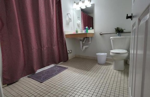 Hialeah Apartment | triangle suite III