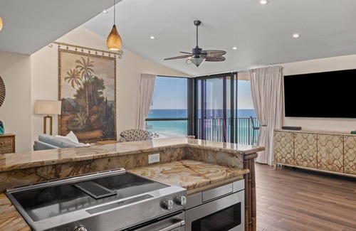 Miramar Beach Condo | “TRICK or TREAT? YOU can watch🎃FOOTBALL on the BEACH!”Big Screen&Beach Svc Incl.