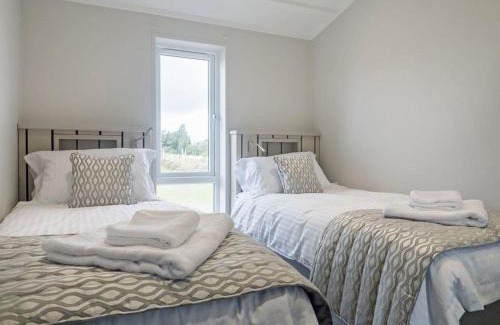 Carlton-in-Cleveland House | Trincomalee Lodge - Ukc4057