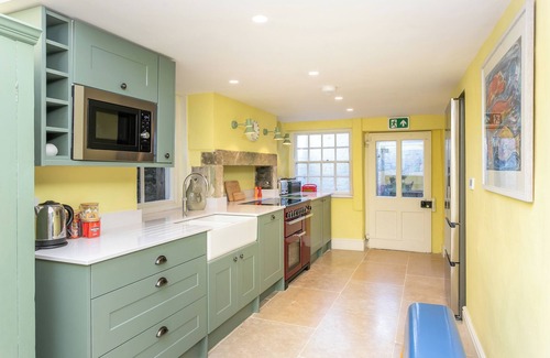 Skipton House | Trio of Cottages sleeping 17 guests with access to an award winning wellbeing resort