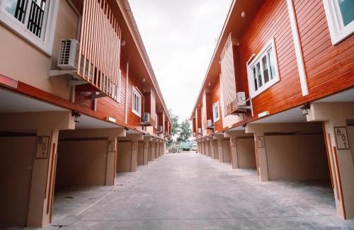 Lat Sawai Resort | Tripletreesvillage