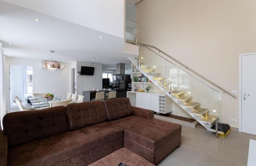 Vila Alzira Apartment | Triplex on the beach with rooftop pool