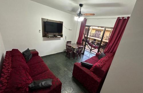 Umuarama Apartment | TRIPLEX piscina churrasqueira lava e seca Wi-Fi e 2 TVs em Condomínio com 90m2 no centro de Ubatuba