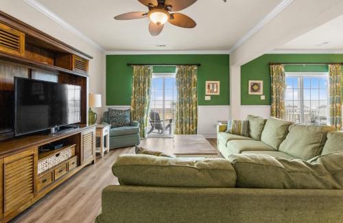 North Myrtle Beach House | Tropical Dunes II - Cherry Grove Oceanfront home w Pool and Elevator