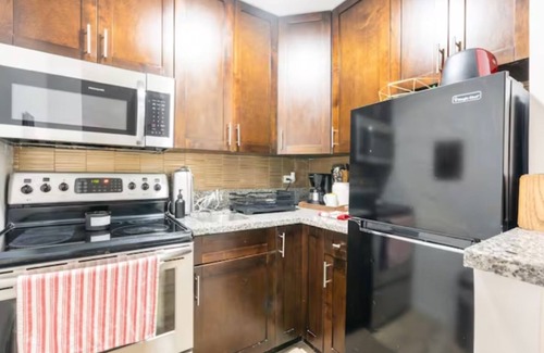 North Bay Village Apartment | Tropical Oasis Getaway