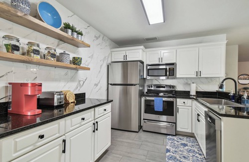 Terrace Park House | Tropical Oasis in the Heart of Tampa - Perfect for Families or Couples