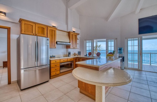 Bocas del Toro Hotel | Tropical Suites Hotel