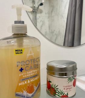 Salford House | Tropical Sun Homes - Beautiful spacious 3 bed home in a serene environment with free parking for 2 cars