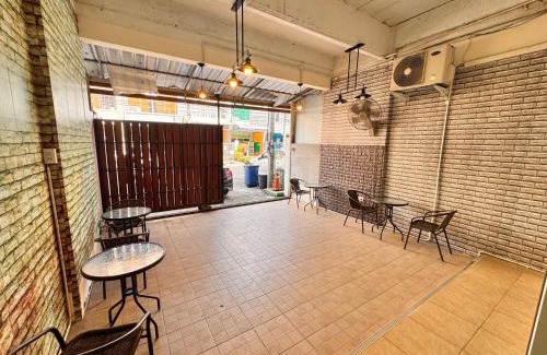 Kathu Apartment | Tropikathu Guest House