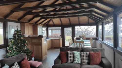 Bran House | Trout Cottage