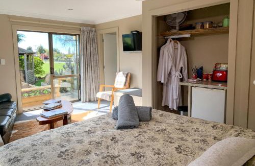 Ranfurly Bed & Breakfast | Trout 'n' Trail B&B