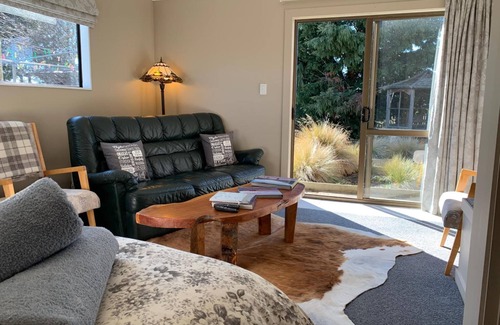 Ranfurly Bed & Breakfast | Trout n Trail BnB