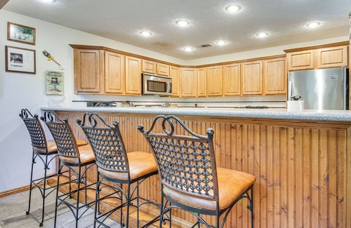 Lone Rock House | 'TroutFest' Riverfront Norfork Home, Great Fishing