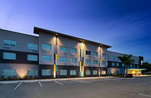 Braden River Hotel | Tru By Hilton Bradenton I-75, FL