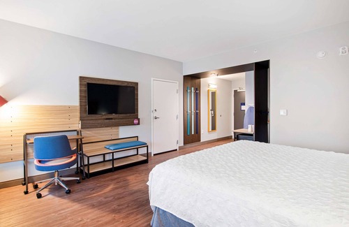 Chapel Hill Hotel | Tru by Hilton Chapel Hill