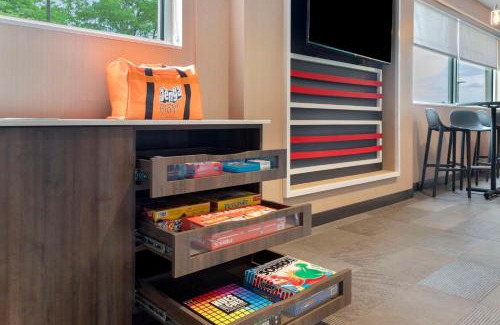 Lincoln Hotel | Tru By Hilton Lincoln East