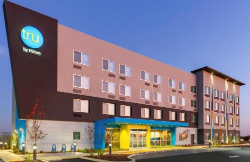 Lodi Hotel | Tru By Hilton Lodi