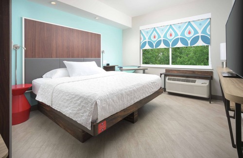 McDonough Hotel | Tru by Hilton McDonough